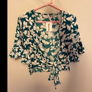 Front tie blouse, green floral, size small